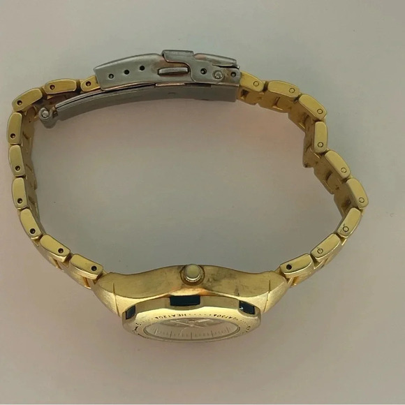 Women's Aerial "It's About Time" Quartz Watch - Gold Toned Case and Link Band - Picture 9 of 12